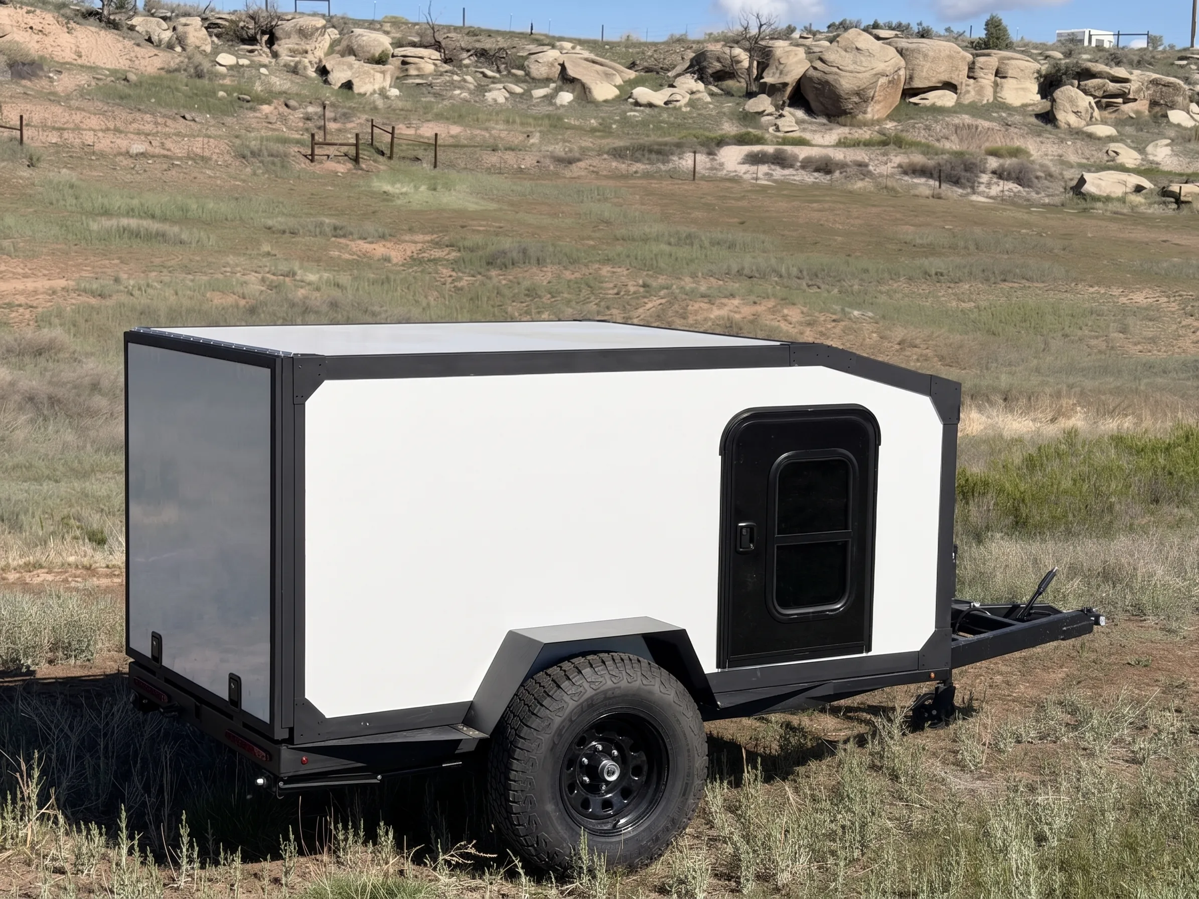 Frontier Unlimited ROCH Camper Shell