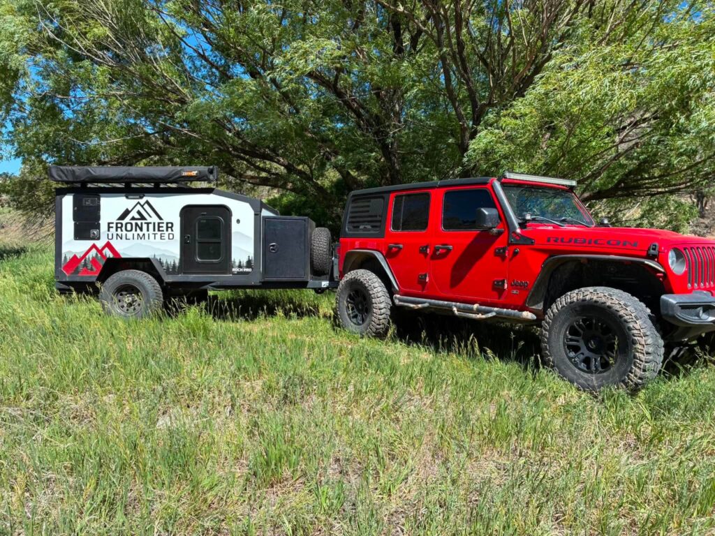 Off-road Camper towing