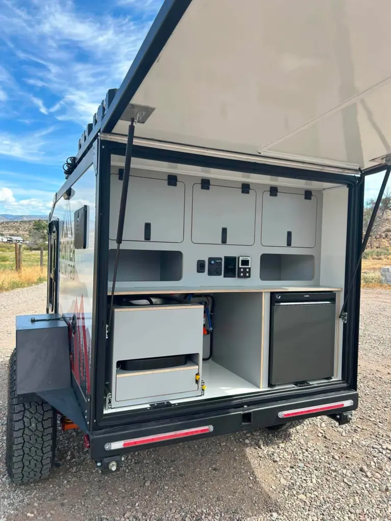 Roch's Off-Road Camper Galley